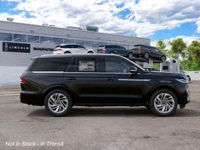 2027 Lincoln Navigator Reserve