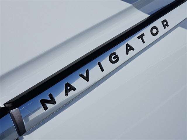 2025 Lincoln Navigator L Reserve