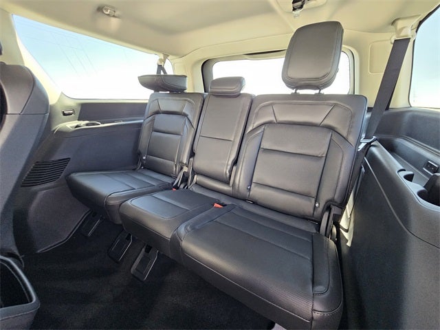 2025 Lincoln Navigator L Reserve