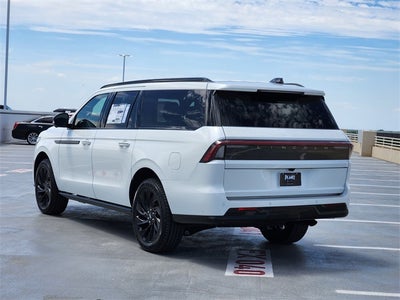 2025 Lincoln Navigator L Reserve