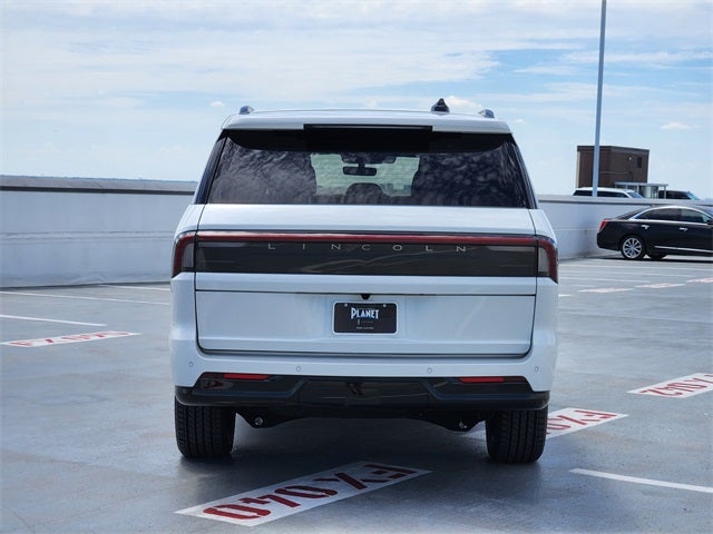 2025 Lincoln Navigator L Reserve