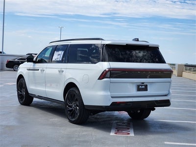 2025 Lincoln Navigator L Reserve