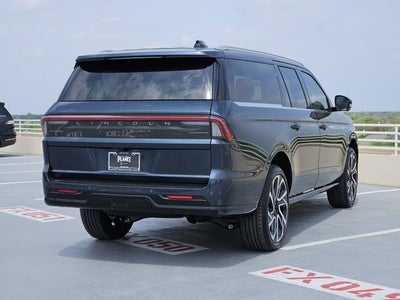 2026 Lincoln Navigator L Reserve
