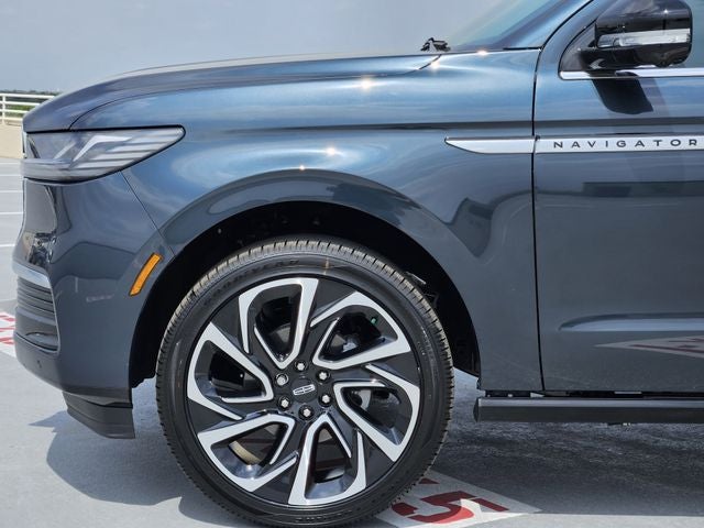 2026 Lincoln Navigator L Reserve