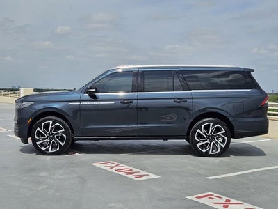 2026 Lincoln Navigator L Reserve
