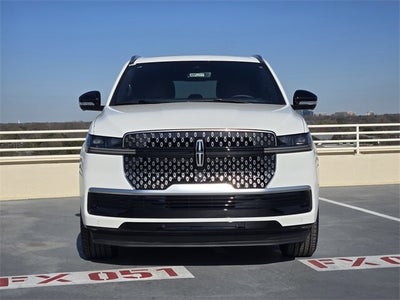 2026 Lincoln Navigator L Reserve