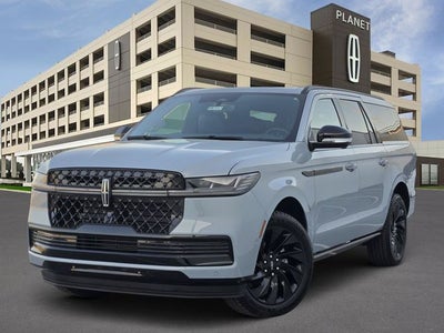 2027 Lincoln Navigator L Reserve