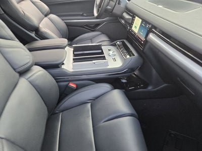 2027 Lincoln Navigator L Reserve
