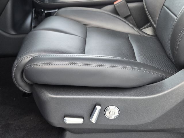 2027 Lincoln Navigator L Reserve