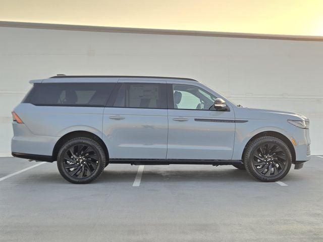 2027 Lincoln Navigator L Reserve