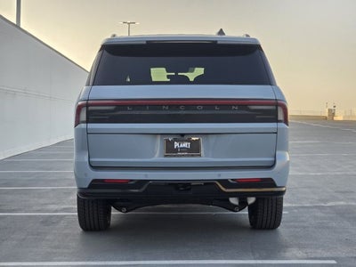 2027 Lincoln Navigator L Reserve