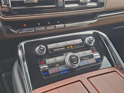2024 Lincoln Navigator L Reserve