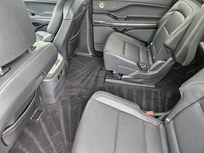 2027 Lincoln Navigator L Reserve