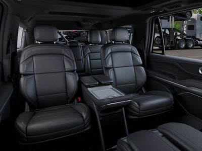 2027 Lincoln Navigator L Reserve