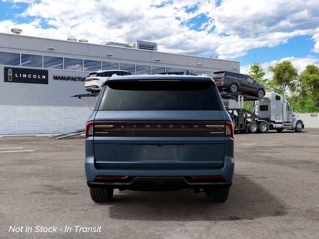 2027 Lincoln Navigator L Reserve