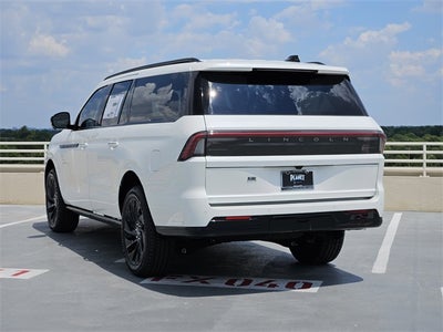 2025 Lincoln Navigator L Reserve