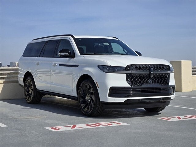 2026 Lincoln Navigator L Reserve