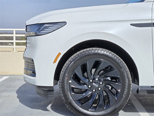 2026 Lincoln Navigator L Reserve