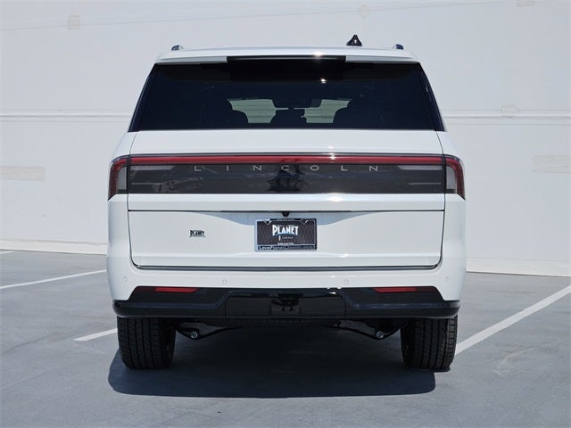 2025 Lincoln Navigator L Reserve