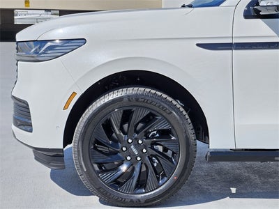 2025 Lincoln Navigator L Reserve