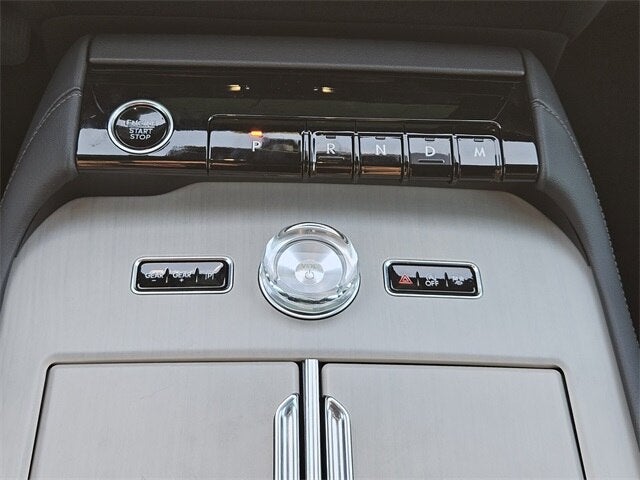 2025 Lincoln Navigator L Reserve