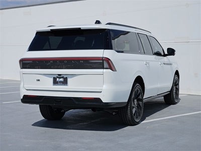 2025 Lincoln Navigator L Reserve