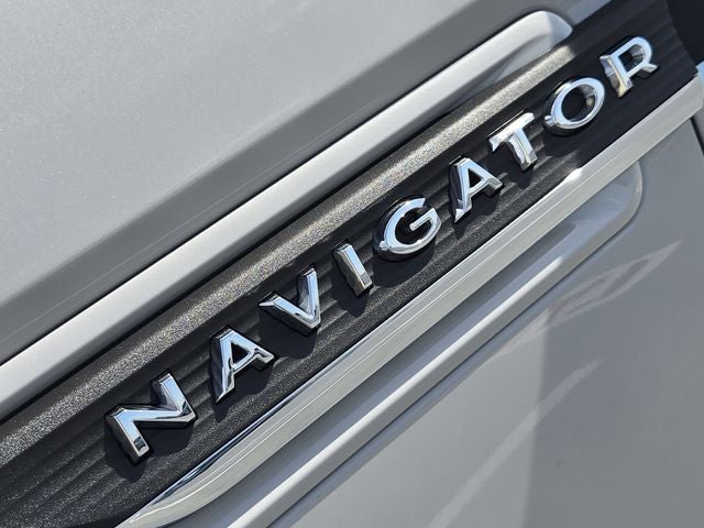 2023 Lincoln Navigator L Reserve