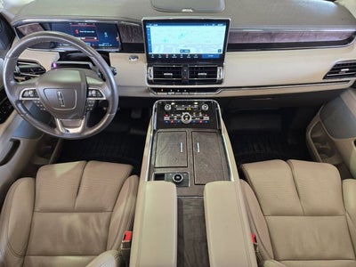 2023 Lincoln Navigator L Reserve