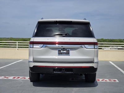 2023 Lincoln Navigator L Reserve