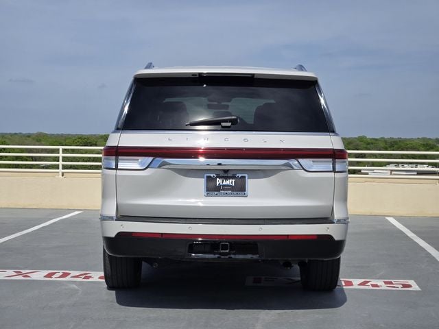 2023 Lincoln Navigator L Reserve