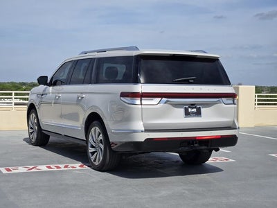 2023 Lincoln Navigator L Reserve