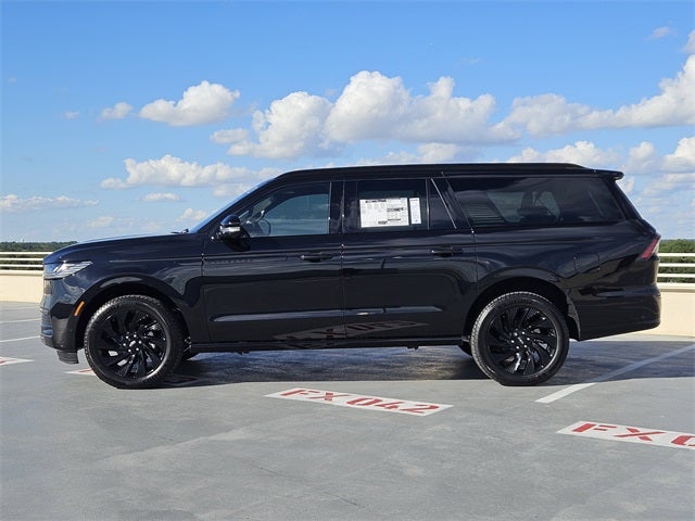 2025 Lincoln Navigator L Reserve