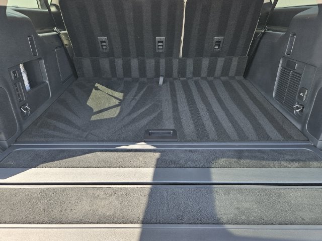 2027 Lincoln Navigator L Reserve
