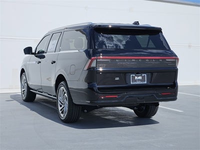2025 Lincoln Navigator L Reserve