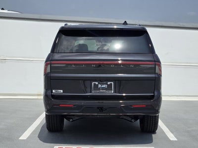 2026 Lincoln Navigator L Reserve