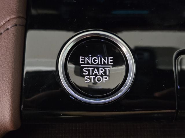 2027 Lincoln Navigator L Reserve