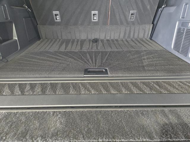 2027 Lincoln Navigator L Reserve
