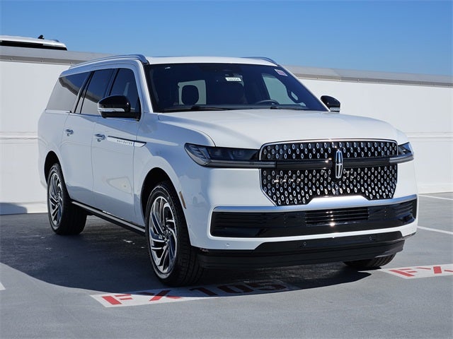 2025 Lincoln Navigator L Reserve