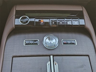 2025 Lincoln Navigator L Reserve