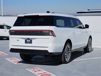 2025 Lincoln Navigator L Reserve