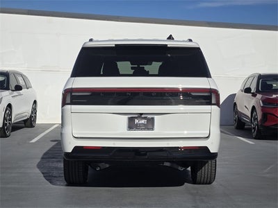 2025 Lincoln Navigator L Reserve