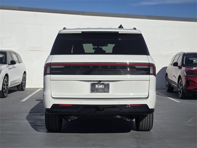 2025 Lincoln Navigator L Reserve
