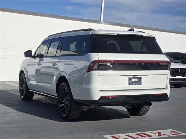 2025 Lincoln Navigator L Reserve