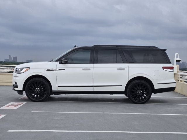 2023 Lincoln Navigator L Black Label