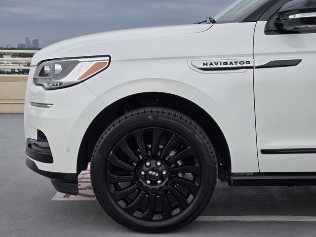 2023 Lincoln Navigator L Black Label