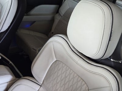 2023 Lincoln Navigator L Black Label