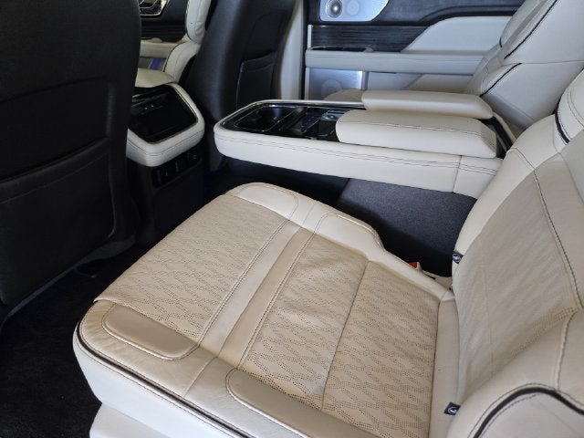 2023 Lincoln Navigator L Black Label