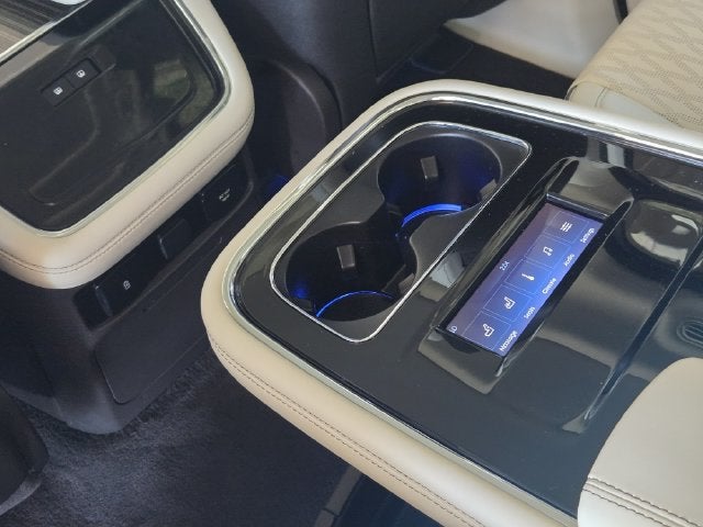 2023 Lincoln Navigator L Black Label