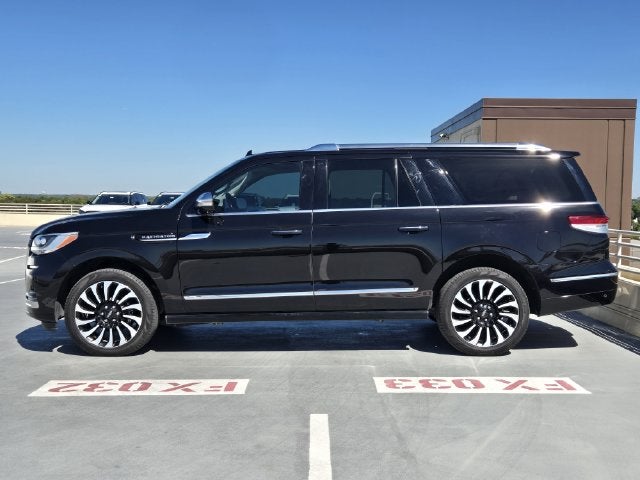 2023 Lincoln Navigator L Black Label