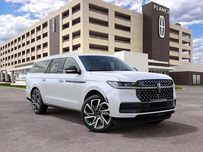 2027 Lincoln Navigator L Black Label